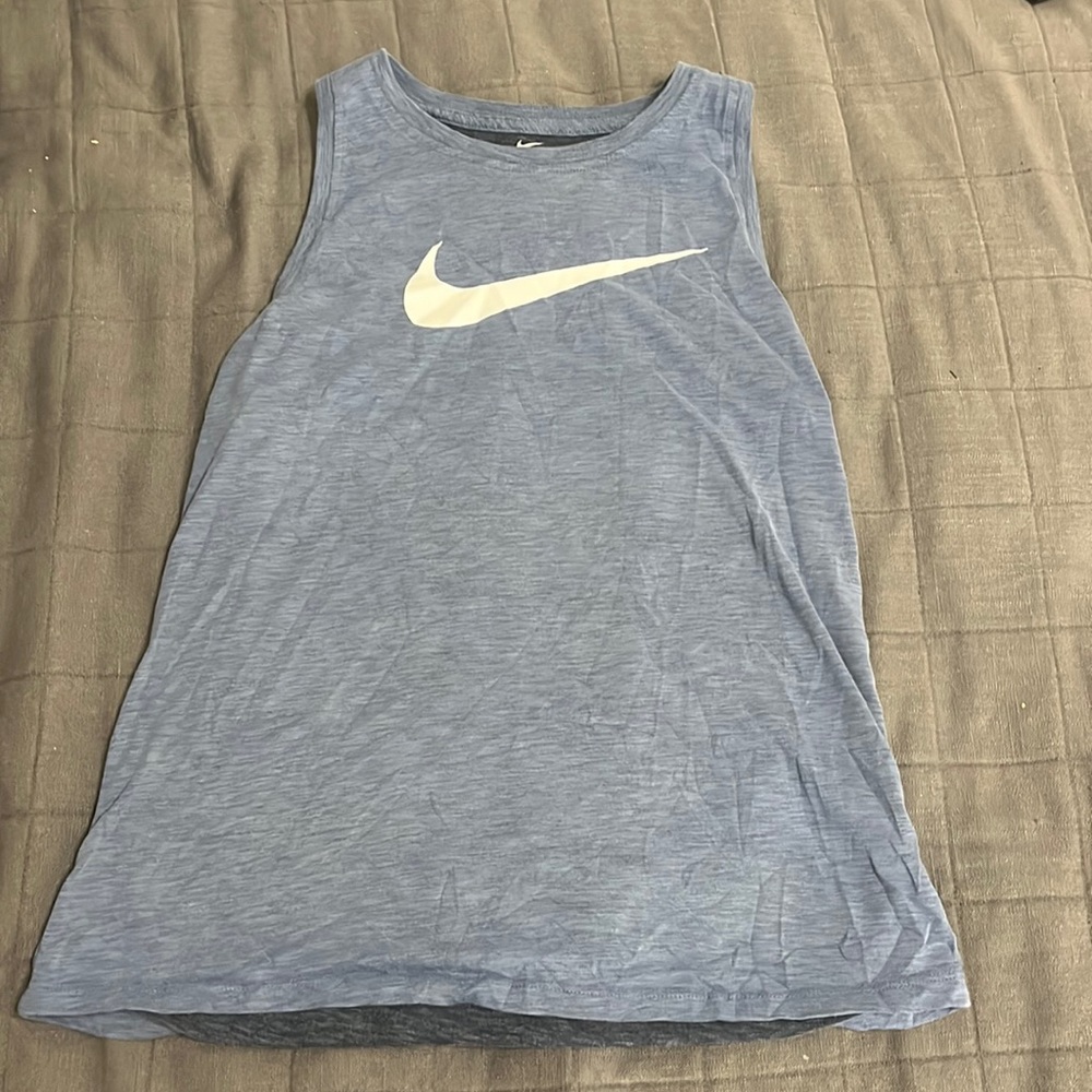 Nike dry fit tee